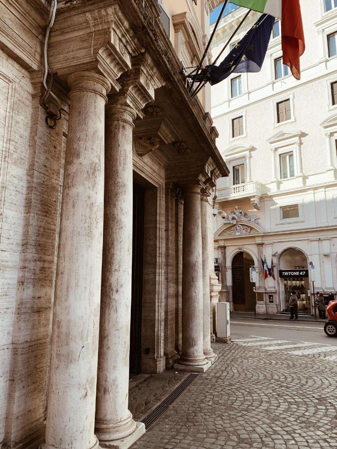 Residenza Tritone Luxury Trevi Fountain Сasa de vacaciones Roma